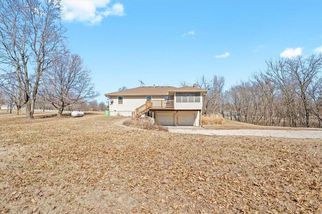 9007 Dry Dock Drive, Liberty, MO 64068