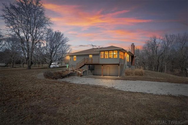 9007 Dry Dock Drive, Liberty, MO 64068