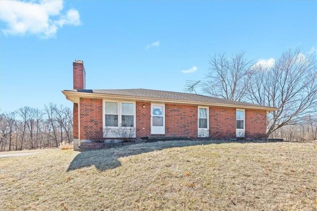 9007 Dry Dock Drive, Liberty, MO 64068