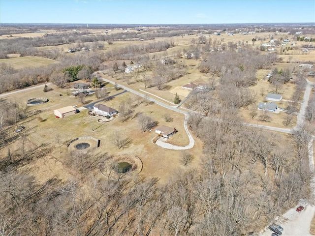 9007 Dry Dock Drive, Liberty, MO 64068