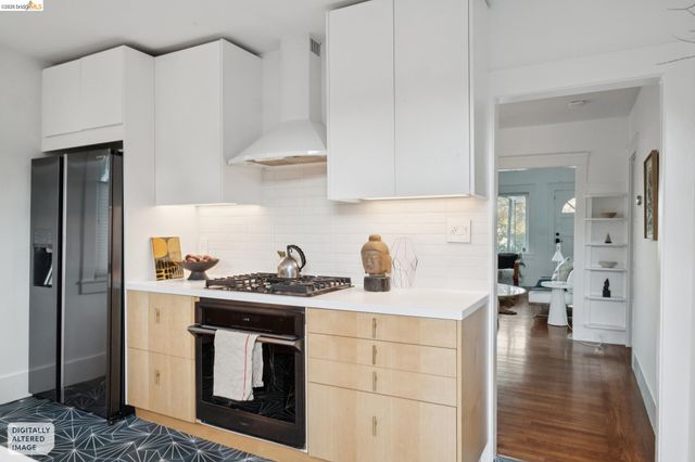 2921 55Th Ave, Oakland, CA 94605