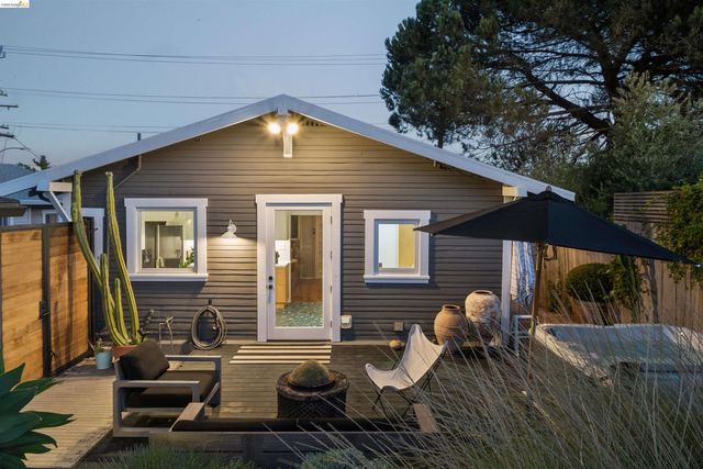 2921 55Th Ave, Oakland, CA 94605