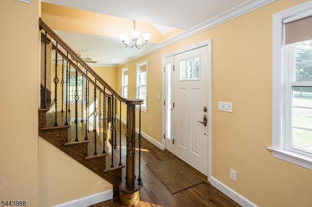 16 Chester Place, Chester Twp., NJ 07930
