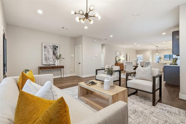 2109 Sul Ross Street, Houston, TX 77098