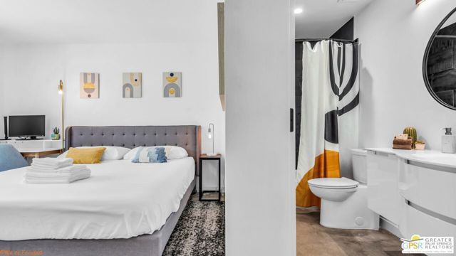 545 W Yorba Road, Palm Springs, CA 92262