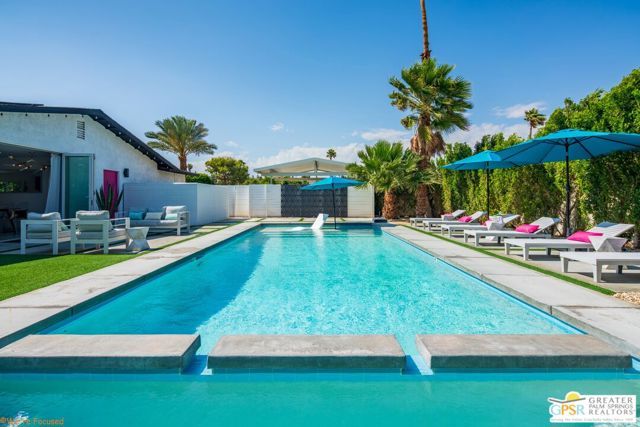 545 W Yorba Road, Palm Springs, CA 92262