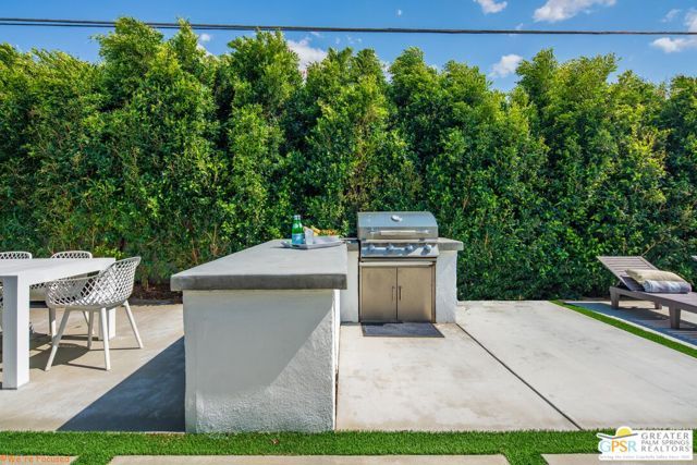 545 W Yorba Road, Palm Springs, CA 92262