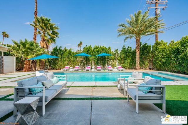 545 W Yorba Road, Palm Springs, CA 92262