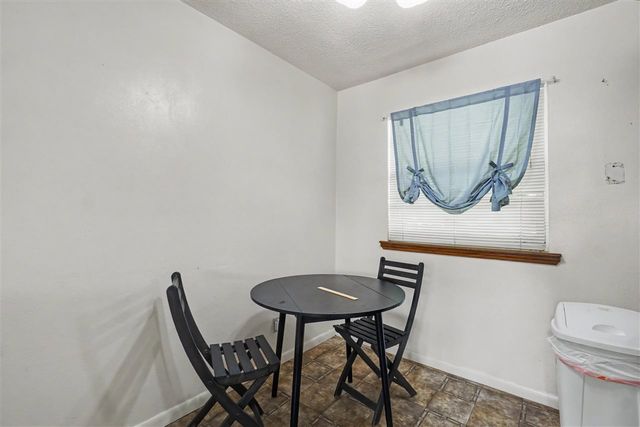 502 NW 59th St, Lawton, OK 73505