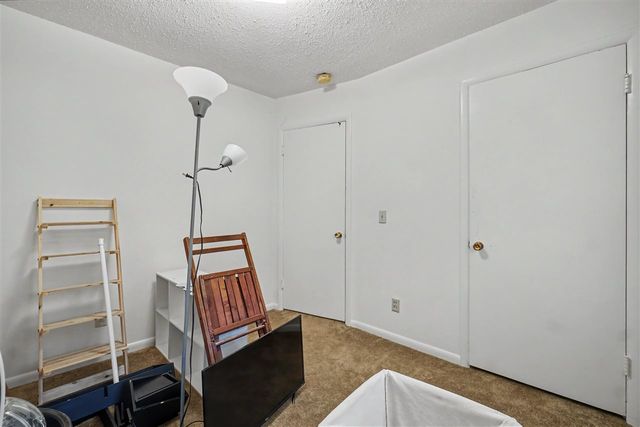 502 NW 59th St, Lawton, OK 73505