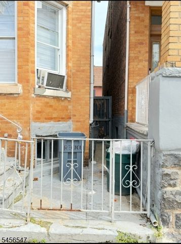 408 57Th St, West New York Town, NJ 07093