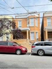 408 57Th St, West New York Town, NJ 07093