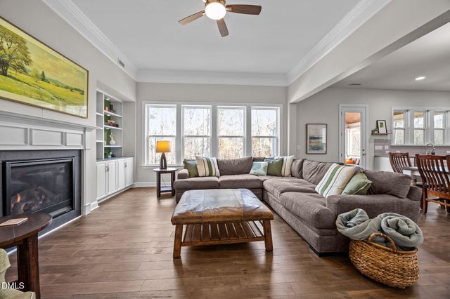 724 Peninsula Forest Place, Cary, NC 27519