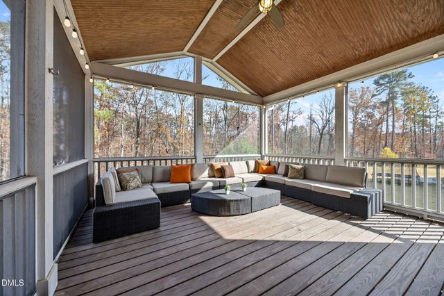 724 Peninsula Forest Place, Cary, NC 27519