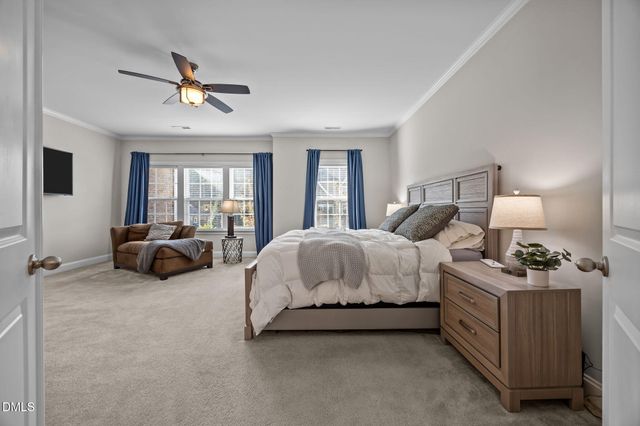 724 Peninsula Forest Place, Cary, NC 27519