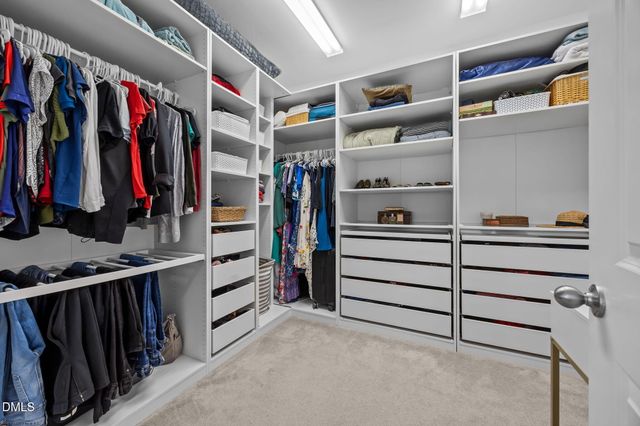 724 Peninsula Forest Place, Cary, NC 27519