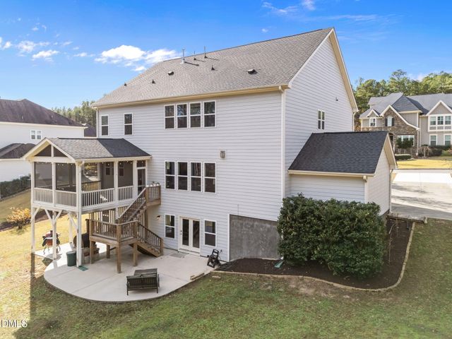 724 Peninsula Forest Place, Cary, NC 27519