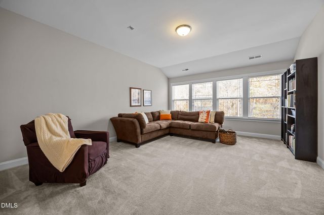 724 Peninsula Forest Place, Cary, NC 27519