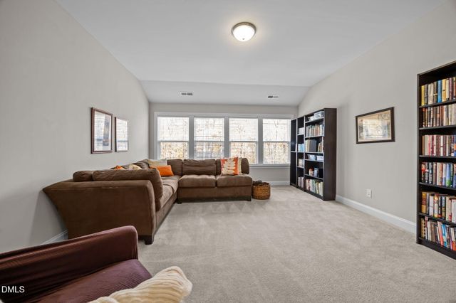 724 Peninsula Forest Place, Cary, NC 27519