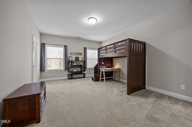 724 Peninsula Forest Place, Cary, NC 27519