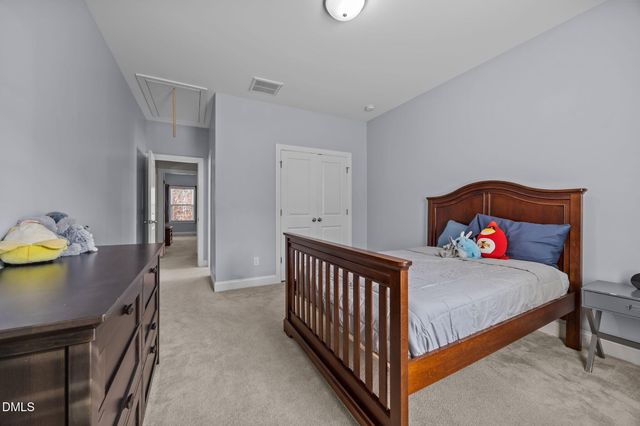 724 Peninsula Forest Place, Cary, NC 27519