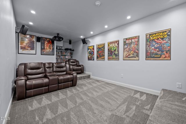 724 Peninsula Forest Place, Cary, NC 27519