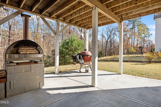 724 Peninsula Forest Place, Cary, NC 27519