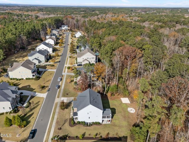 724 Peninsula Forest Place, Cary, NC 27519