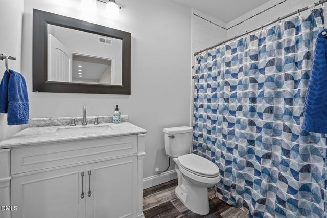 724 Peninsula Forest Place, Cary, NC 27519