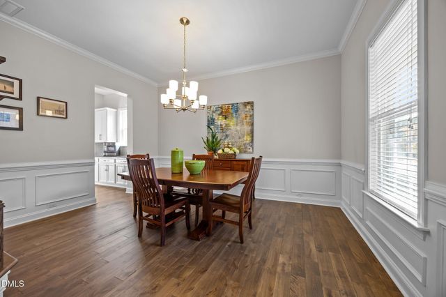 724 Peninsula Forest Place, Cary, NC 27519