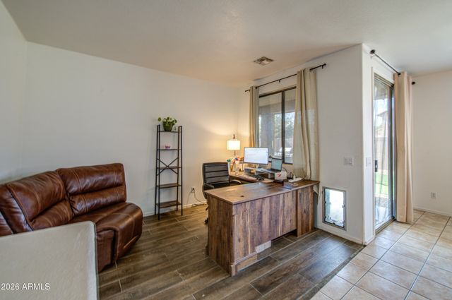 11554 W BERMUDA Drive, Avondale, AZ 85392
