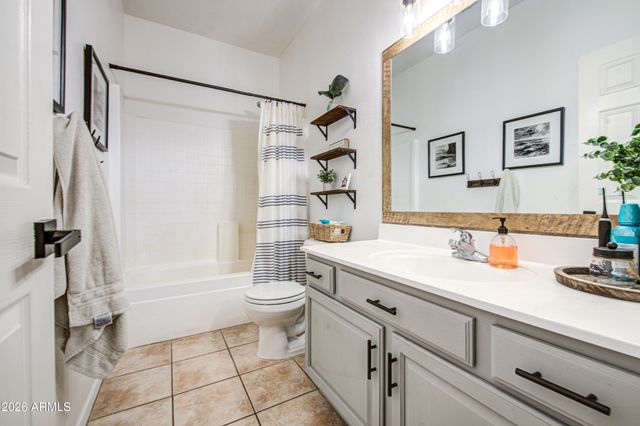 11554 W BERMUDA Drive, Avondale, AZ 85392