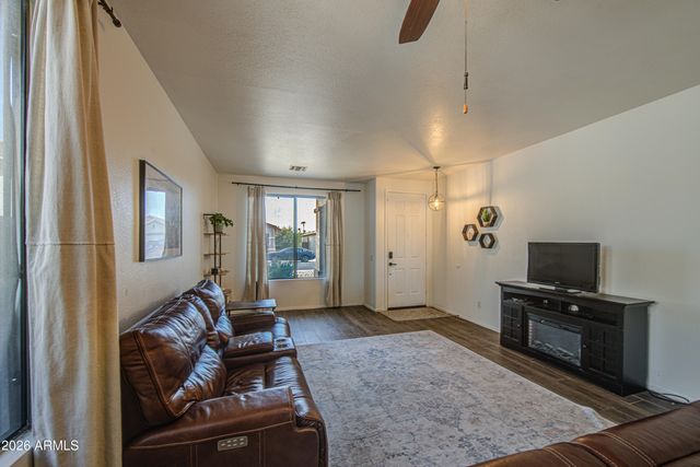 11554 W BERMUDA Drive, Avondale, AZ 85392