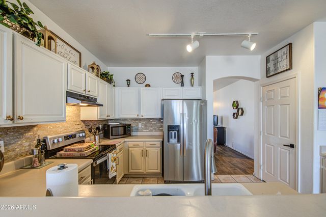 11554 W BERMUDA Drive, Avondale, AZ 85392