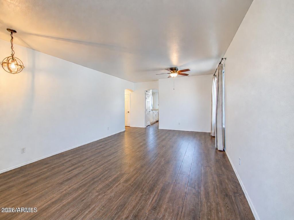 11554 W BERMUDA Drive, Avondale, AZ 85392 — photo 5