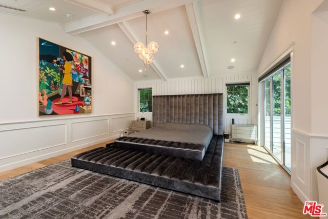 15272 Valley Vista Boulevard, Sherman Oaks, CA 91403