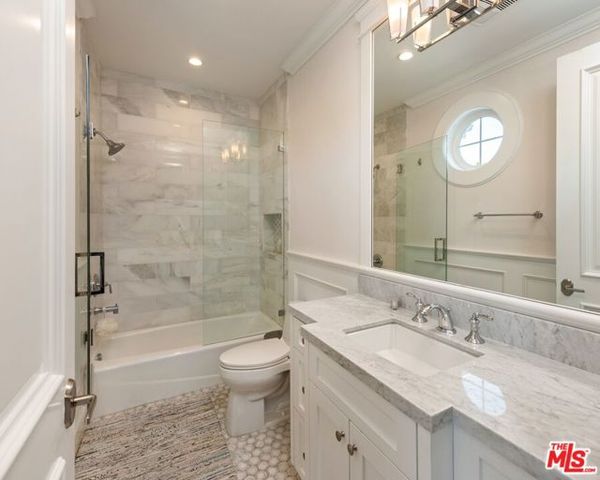 15272 Valley Vista Boulevard, Sherman Oaks, CA 91403