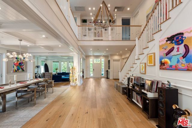 15272 Valley Vista Boulevard, Sherman Oaks, CA 91403