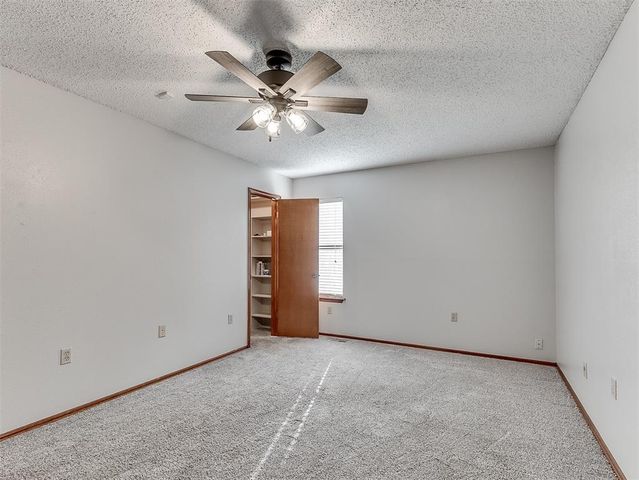 1220 N Carr Drive, Newcastle, OK 73065