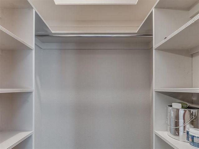 1220 N Carr Drive, Newcastle, OK 73065