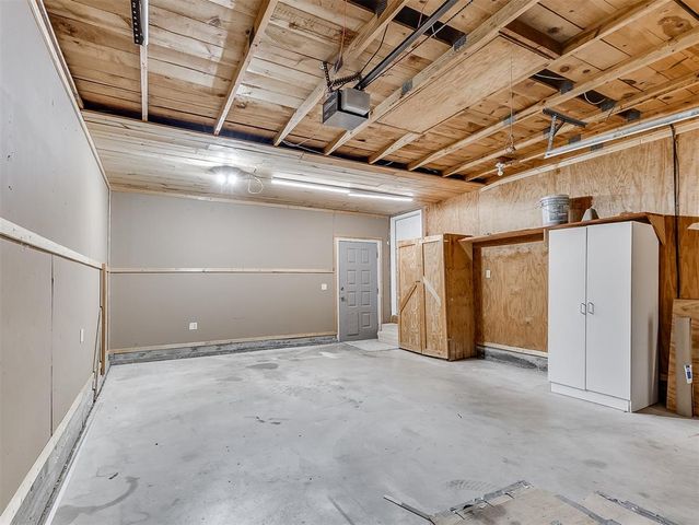 1220 N Carr Drive, Newcastle, OK 73065