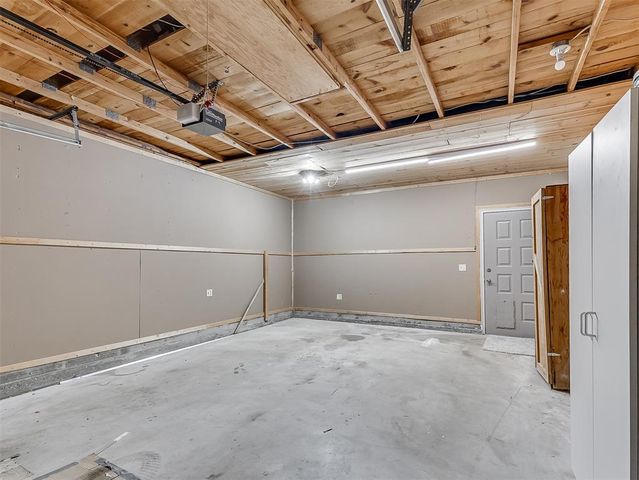 1220 N Carr Drive, Newcastle, OK 73065