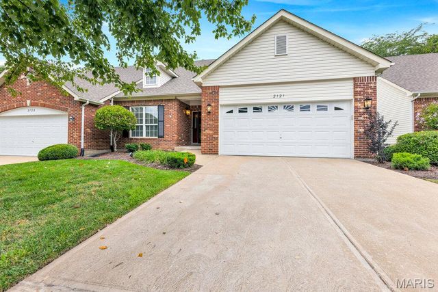 2121 McGregor Circle, Dardenne Prairie, MO 63368