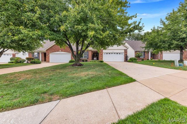 2121 McGregor Circle, Dardenne Prairie, MO 63368