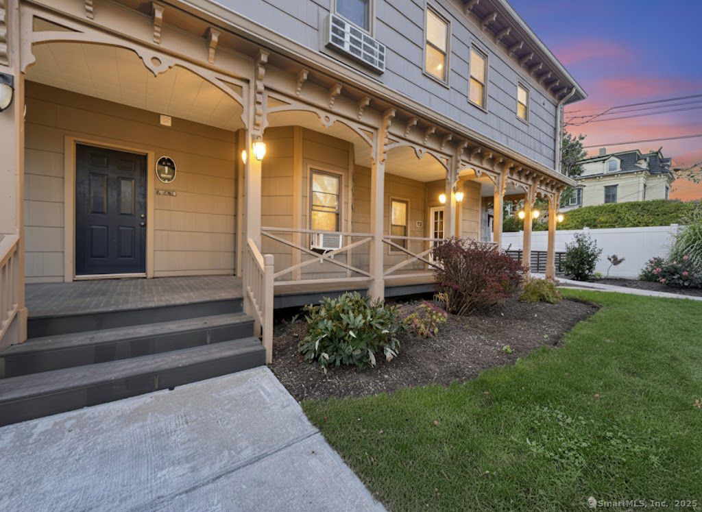 1 Arch Street 4, Norwalk, CT 06850