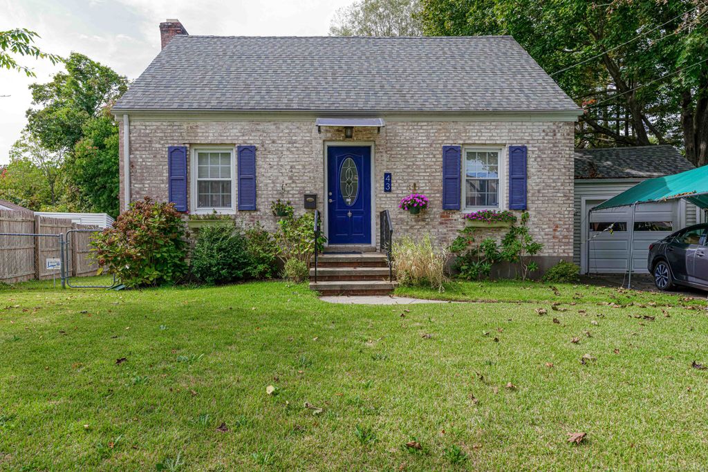 43 Michael Road, Hamden, CT 06514