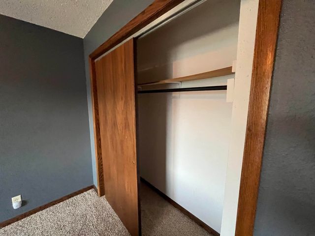 724 17th Avenue, Gilbertville, IA 50634