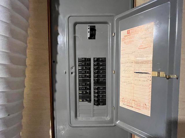 724 17th Avenue, Gilbertville, IA 50634