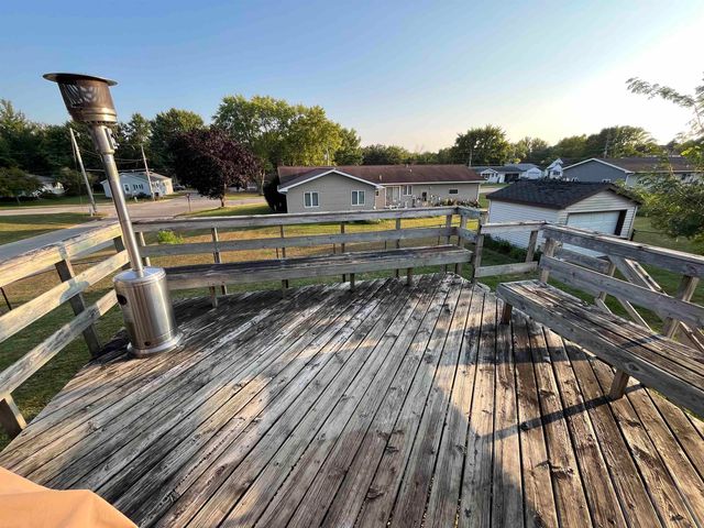 724 17th Avenue, Gilbertville, IA 50634
