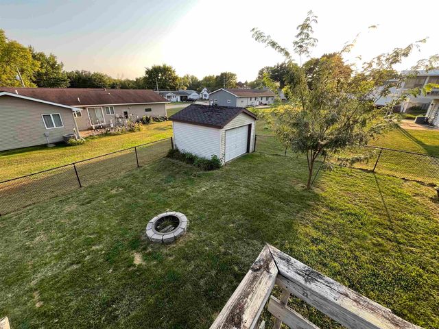 724 17th Avenue, Gilbertville, IA 50634